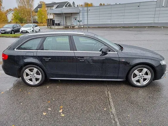 Audi A4 2009 photo 4