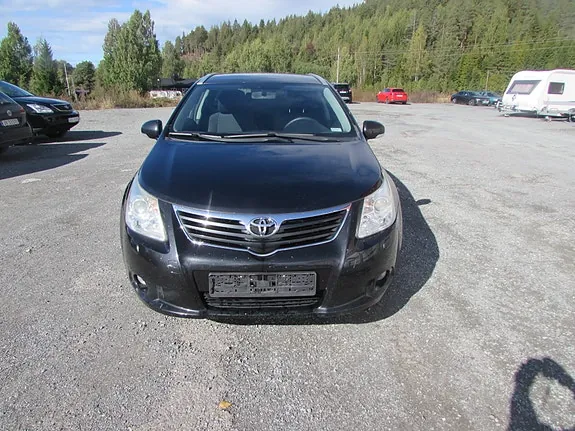 Toyota Avensis 2011 photo 3