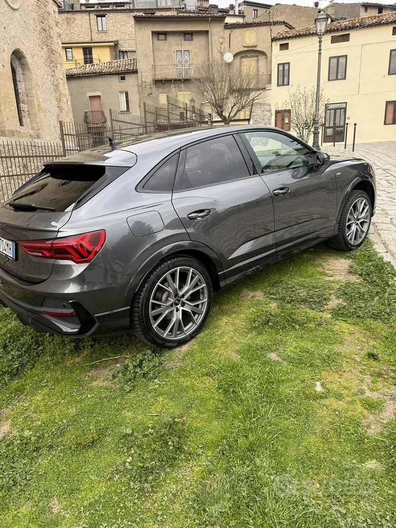 Audi Q3 2024 photo 3