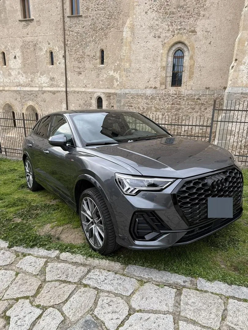 Audi Q3 2024 photo 2