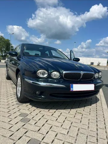 Jaguar X-Type