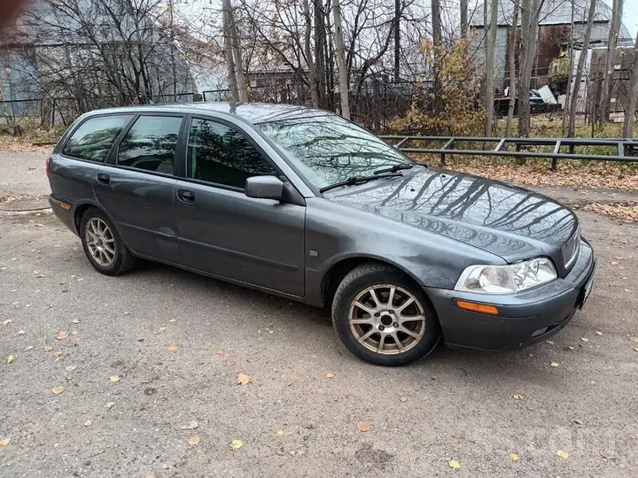 Volvo V40 2003 photo 5