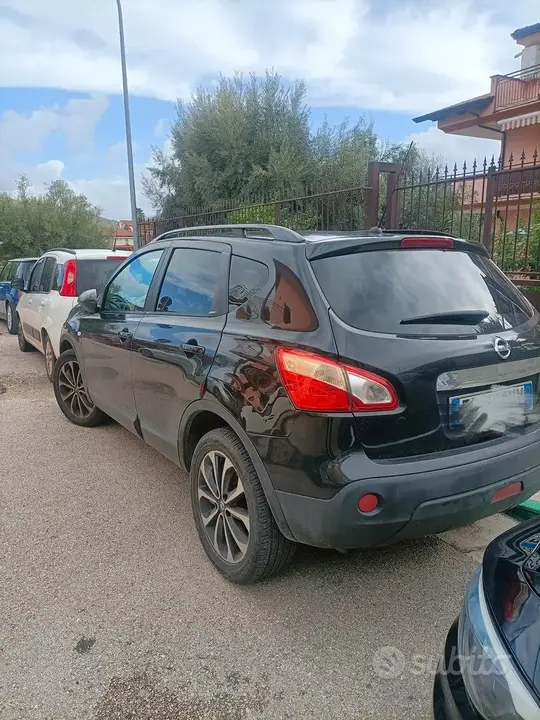 Nissan Qashqai 2013 photo 2