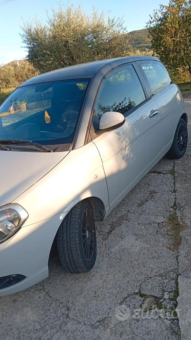 Lancia Ypsilon 2012 photo 5