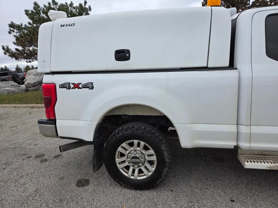 Ford Super Duty F-250 2018 photo 2