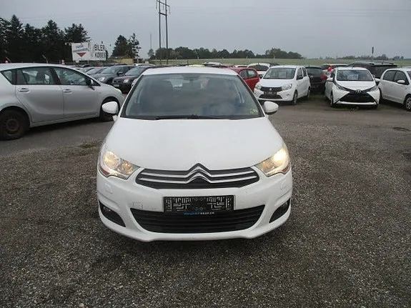 Citroen C4 2013 photo 2