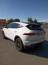 Jaguar E-Pace 2021 photo 4