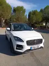 Jaguar E-Pace 2021 photo 2