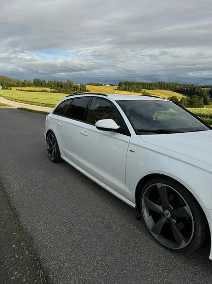 Audi A6 2012 photo 5