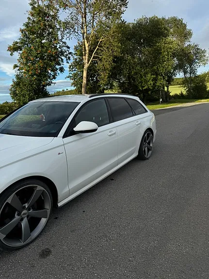 Audi A6 2012 photo 4
