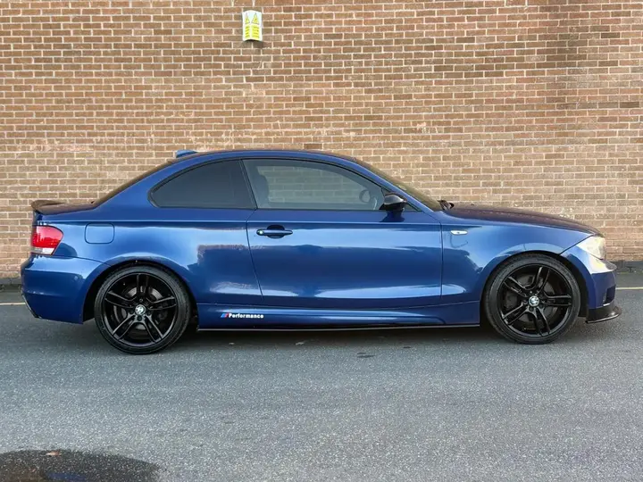 BMW 1 Series 2008 photo 4