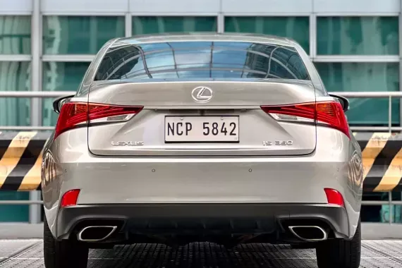 Lexus Is350 2018 photo 4
