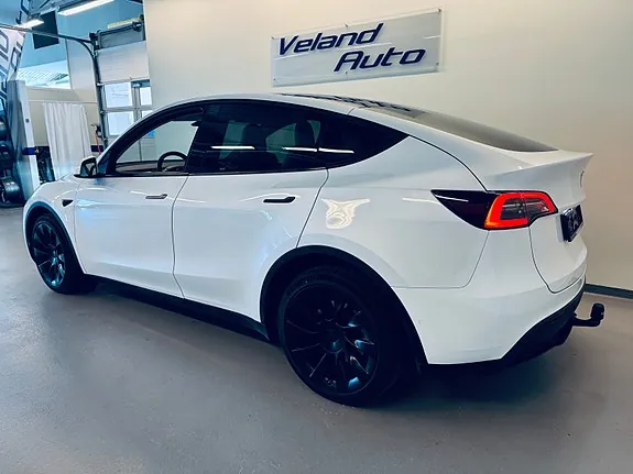 Tesla Model Y 2021 photo 4
