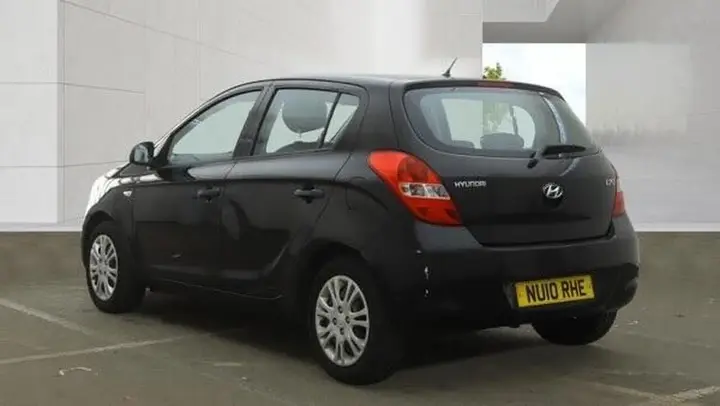 Hyundai I20 2010 photo 3