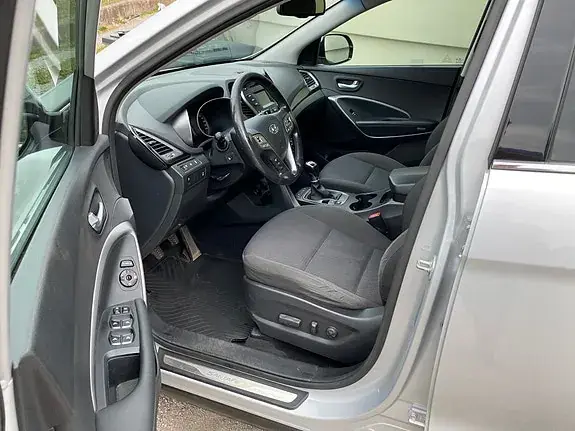 Hyundai Santa Fe 2015 photo 3