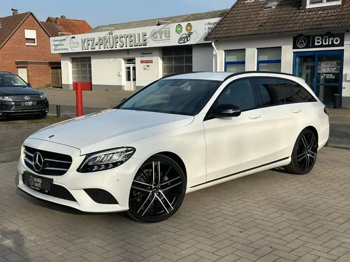 Mercedes-Benz C200