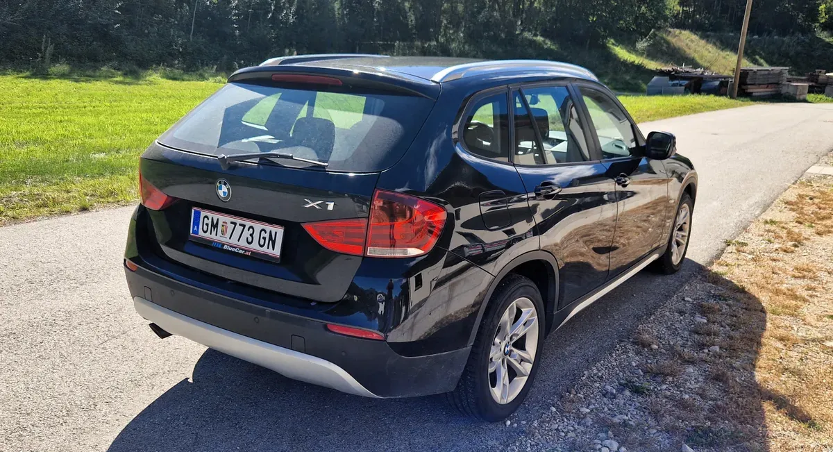 BMW X1 2011 photo 3