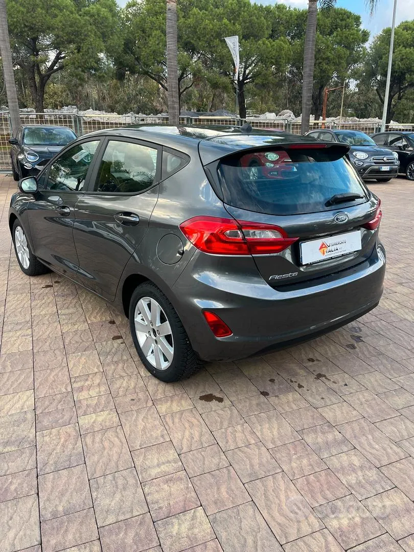 Ford Fiesta 2018 photo 3