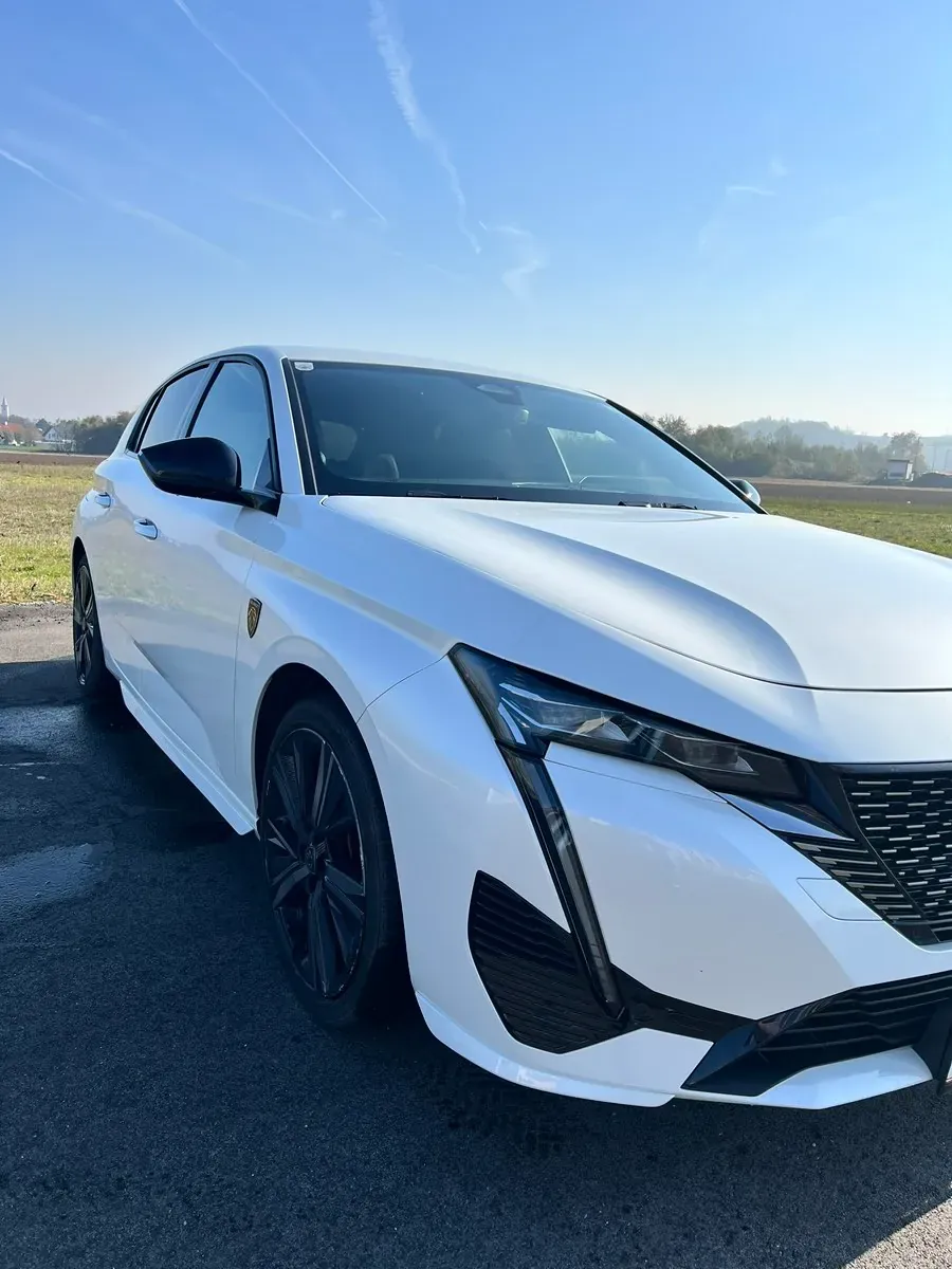 Peugeot 308 2022 photo 2