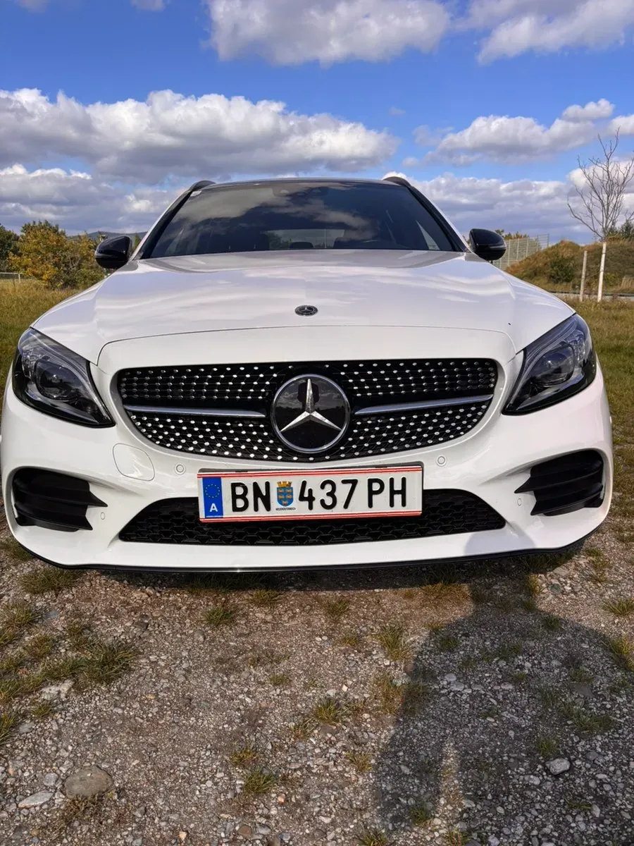 Mercedes-Benz C-Class 2019 photo 3