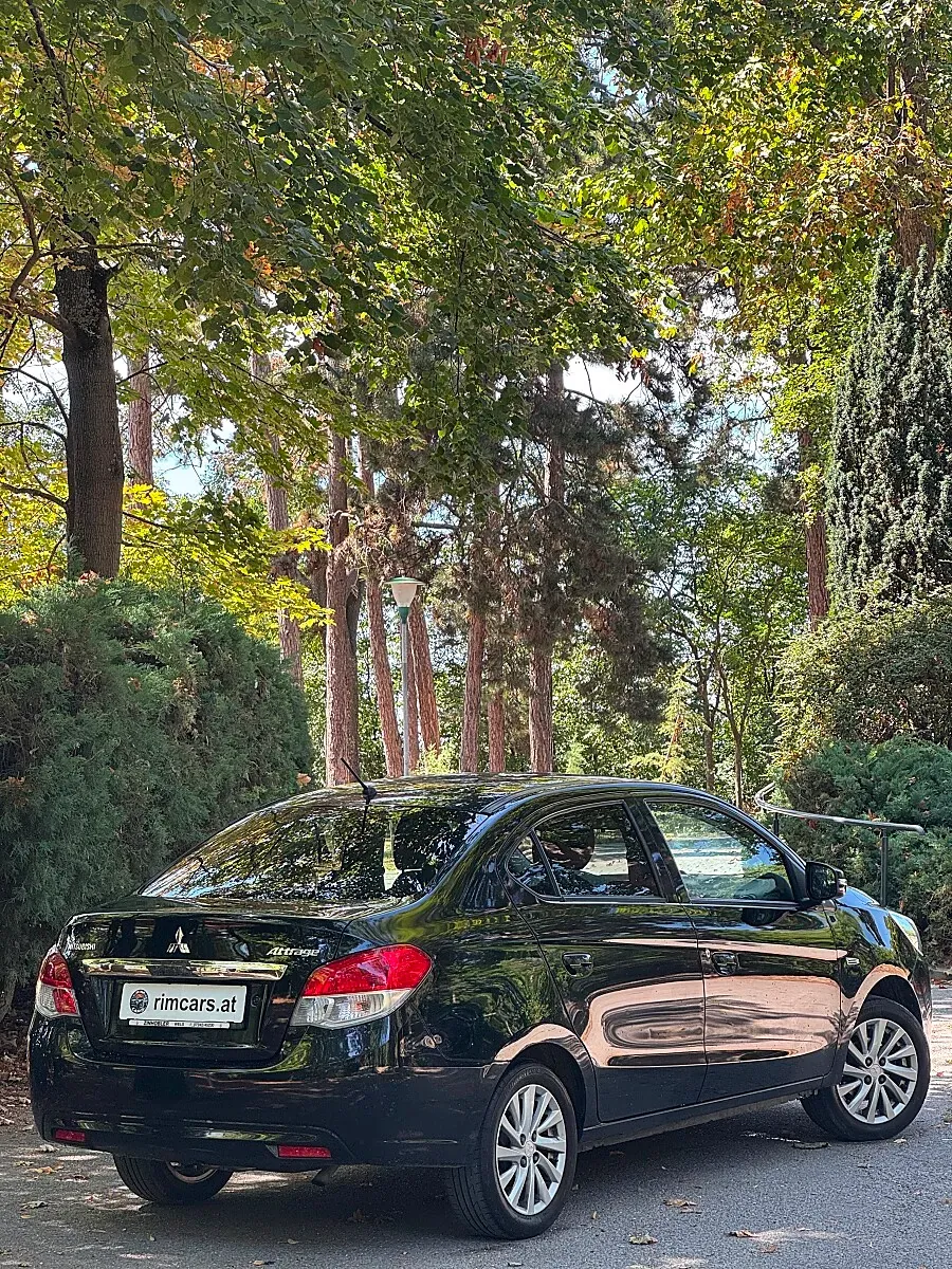 Mitsubishi Attrage 2017 photo 3