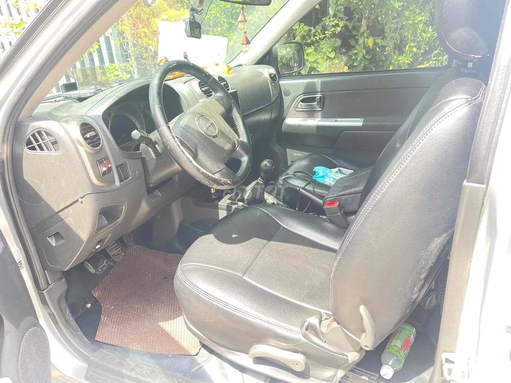 Isuzu D-Max 2010 photo 2