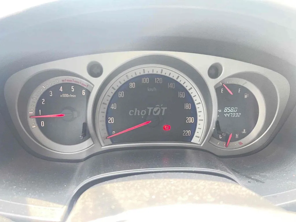 Isuzu D-Max 2010 photo 4