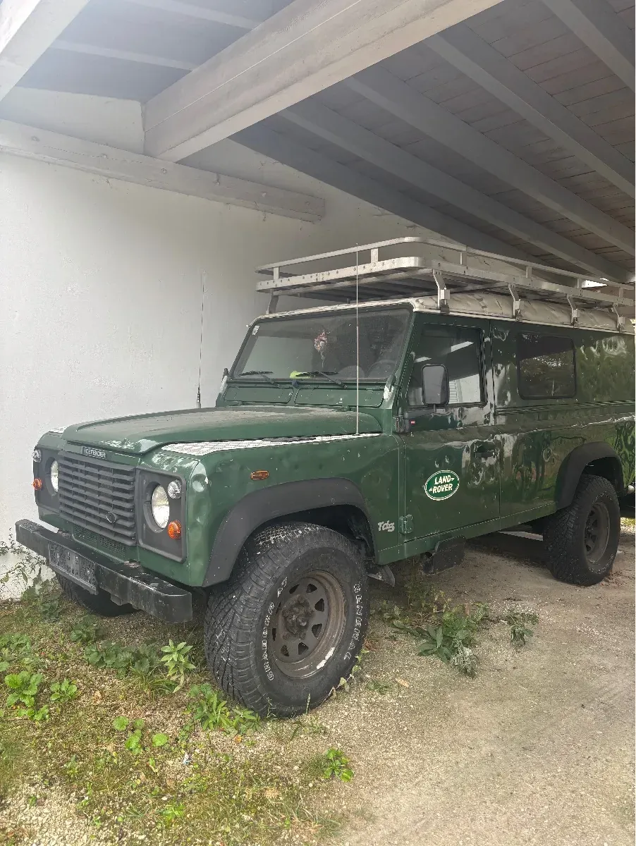 Land Rover Defender 2000 photo 2