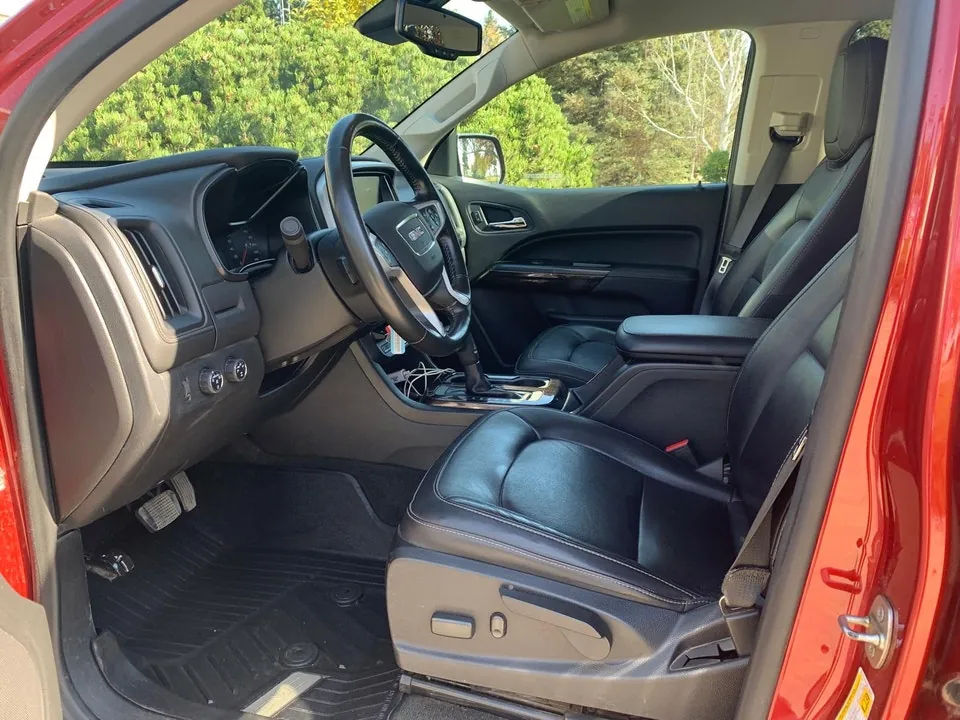 GMC Canyon 2016 photo 5