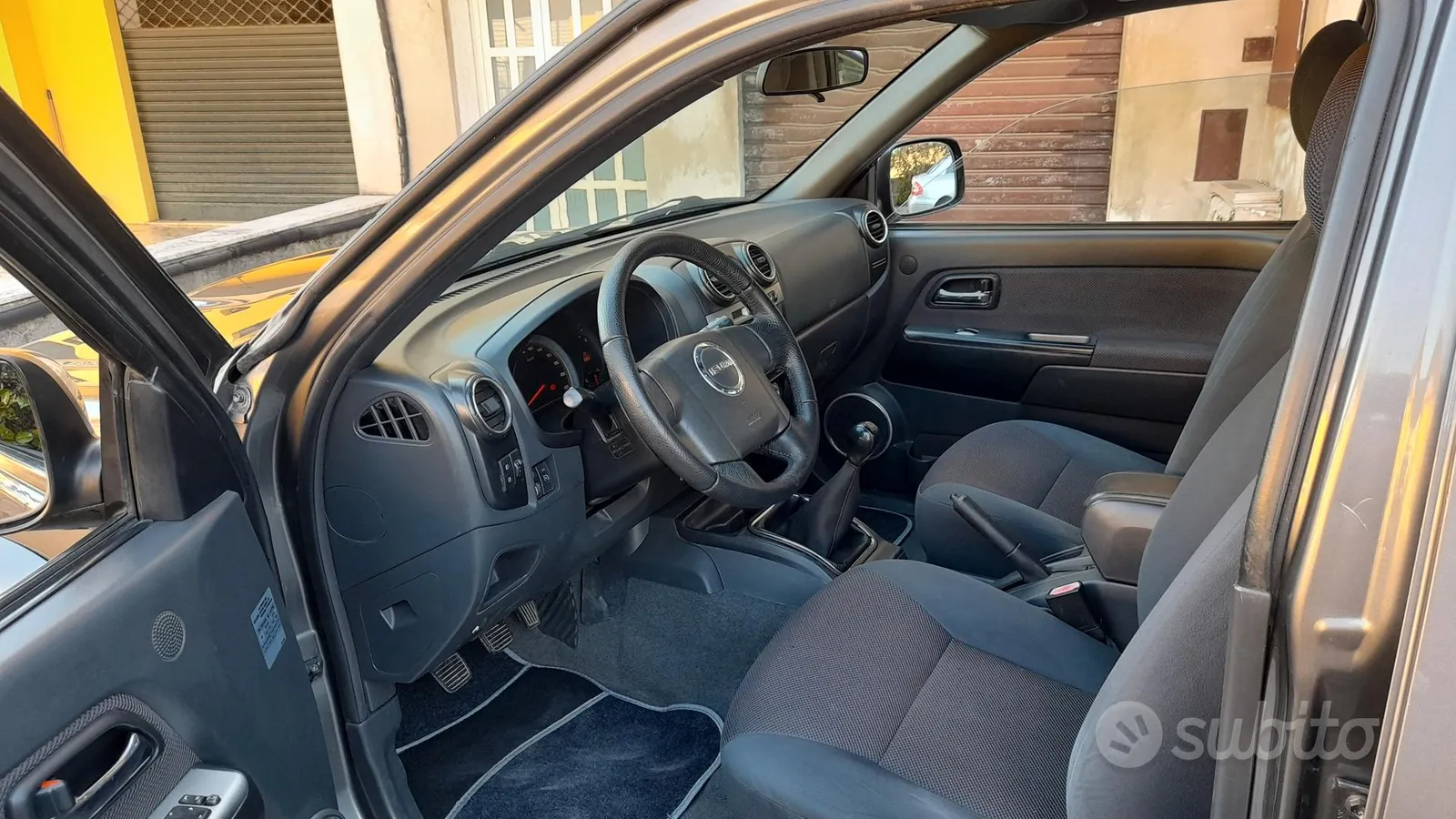 Isuzu D-Max 2012 photo 2
