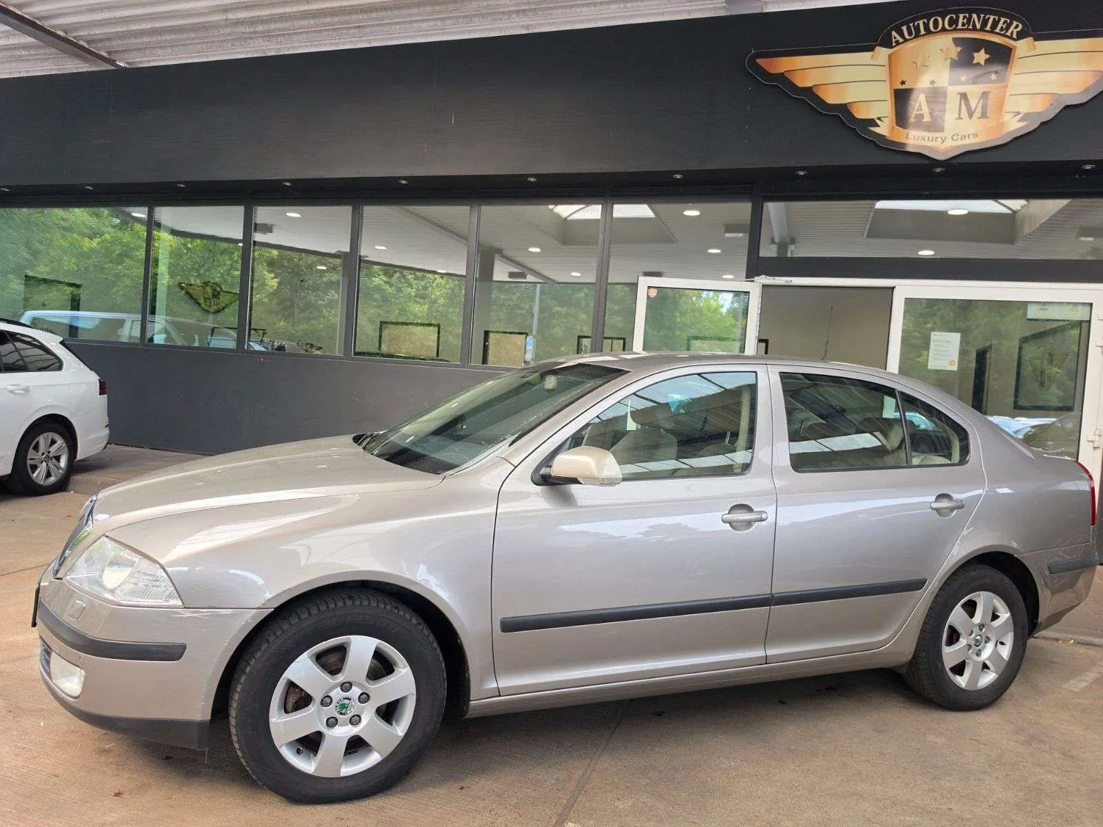Skoda Octavia 2008 photo 3