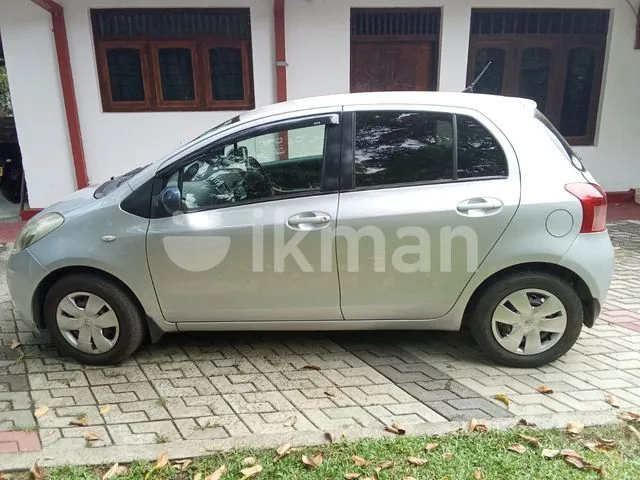 Toyota Vitz 2007 photo 4