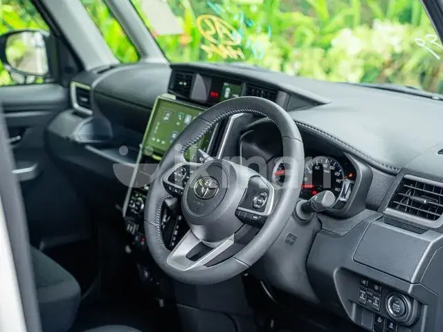 Toyota Roomy 2025 photo 4