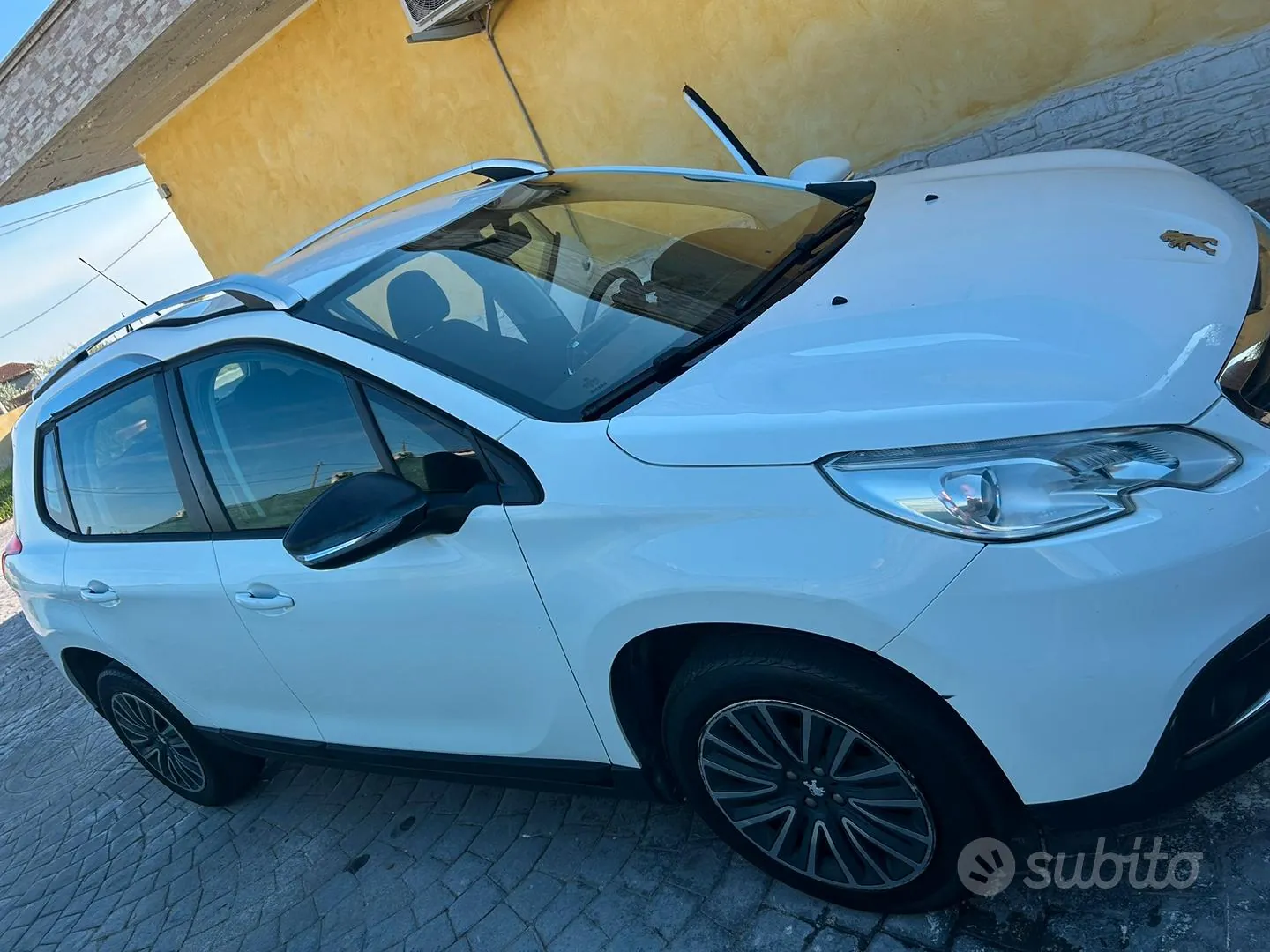 Peugeot 2008 2015 photo 2