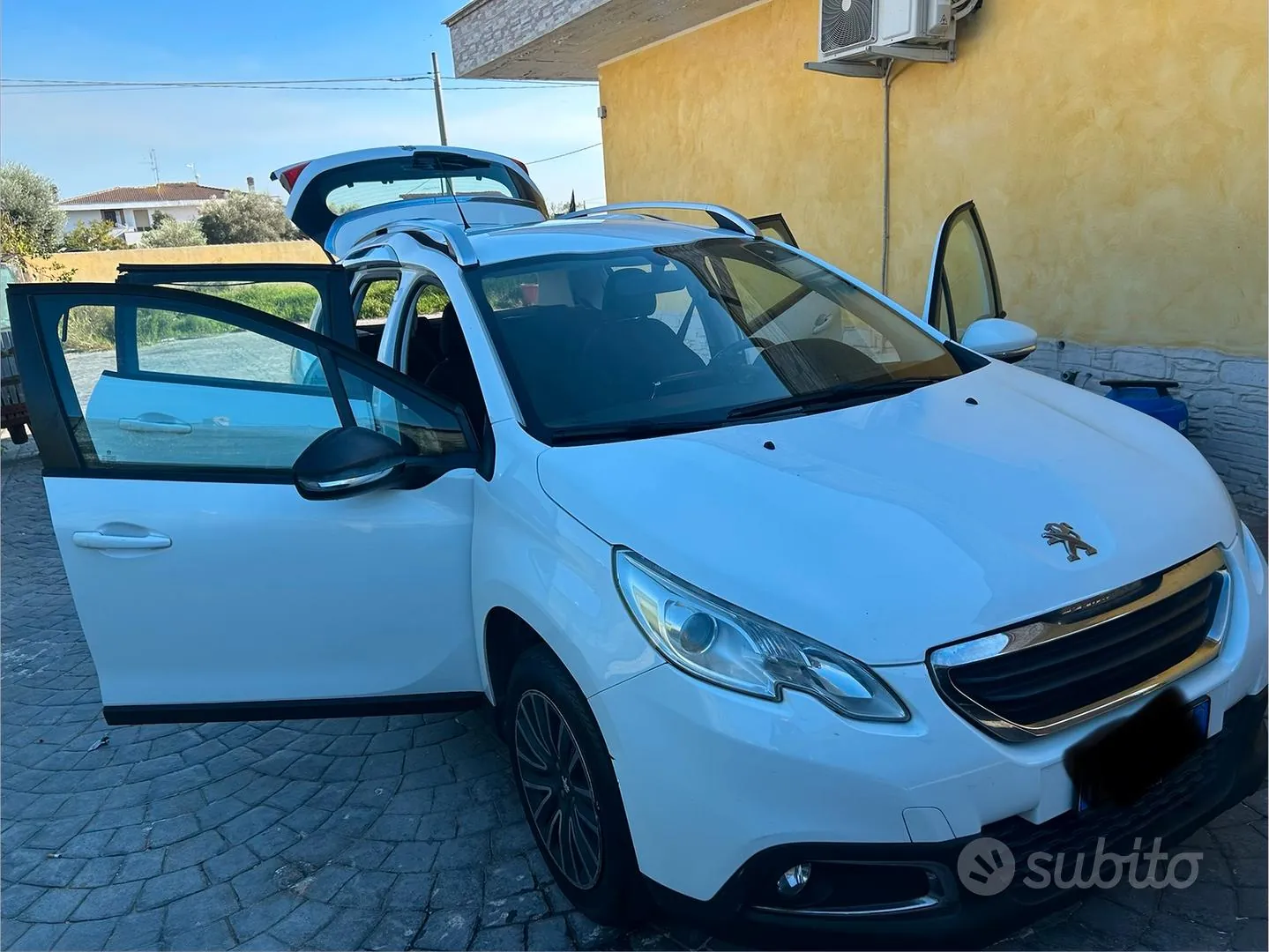 Peugeot 2008 2015 photo 3