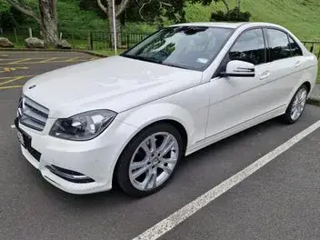 Mercedes-Benz C 300 2013 photo 2