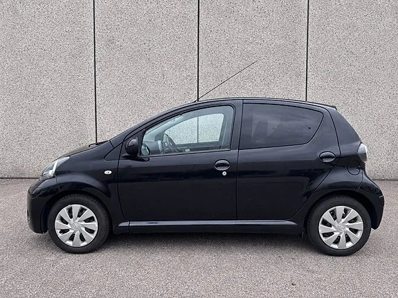Toyota Aygo 2012 photo 4