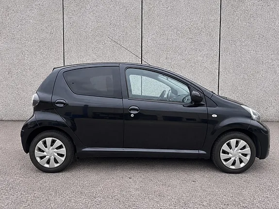 Toyota Aygo 2012 photo 5