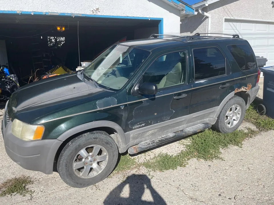 Ford Escape 2001 photo 3