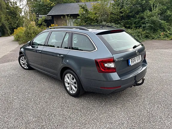 Skoda Octavia 2020 photo 4