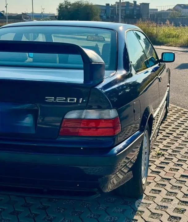 BMW E36 1995 photo 3