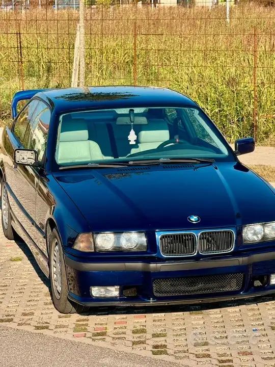 BMW E36 1995 photo 2