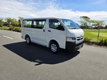 Toyota Hiace 2026 photo 2