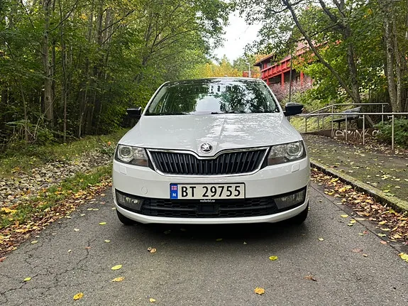 Skoda Rapid Spaceback 2016 photo 5