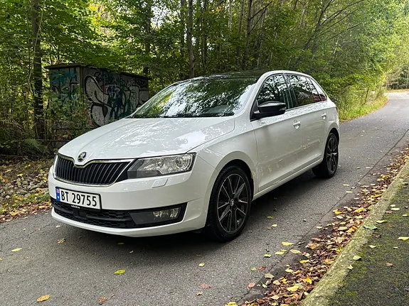 Skoda Rapid Spaceback 2016 photo 3