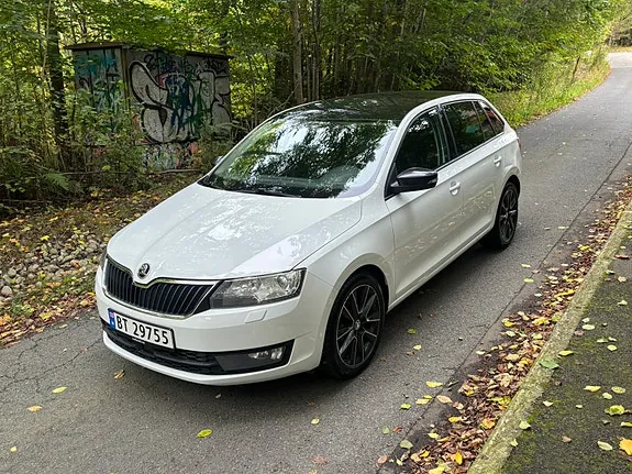 Skoda Rapid Spaceback 2016 photo 2
