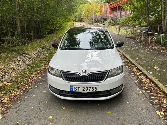 Skoda Rapid Spaceback 2016 photo 4