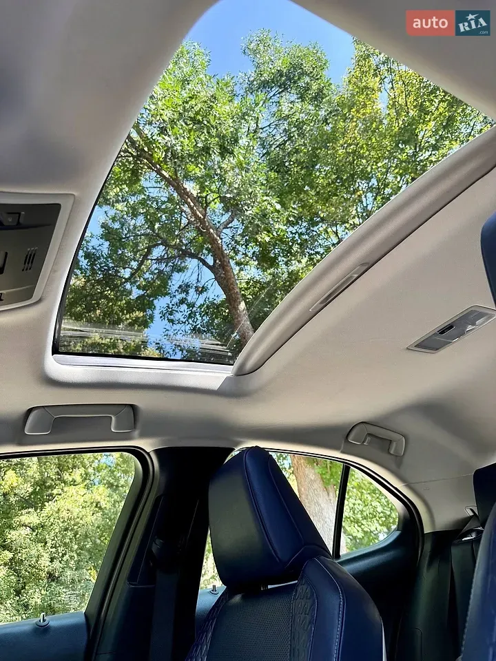 Lexus Ux 2019 photo 5