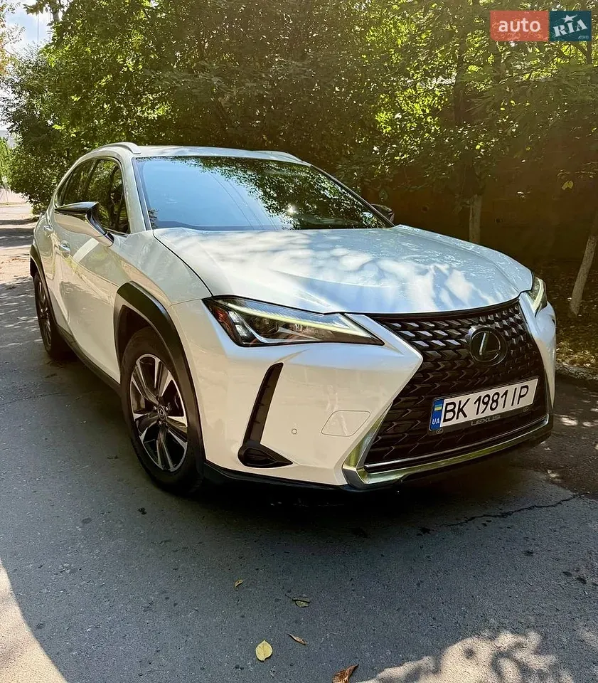 Lexus Ux 2019 photo 4