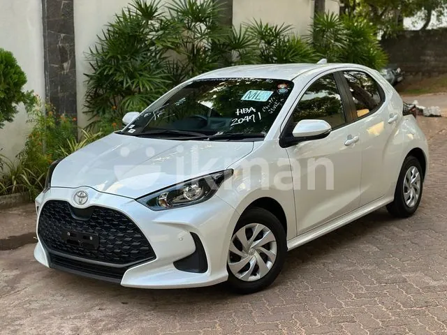 Toyota Yaris 2024 photo 2